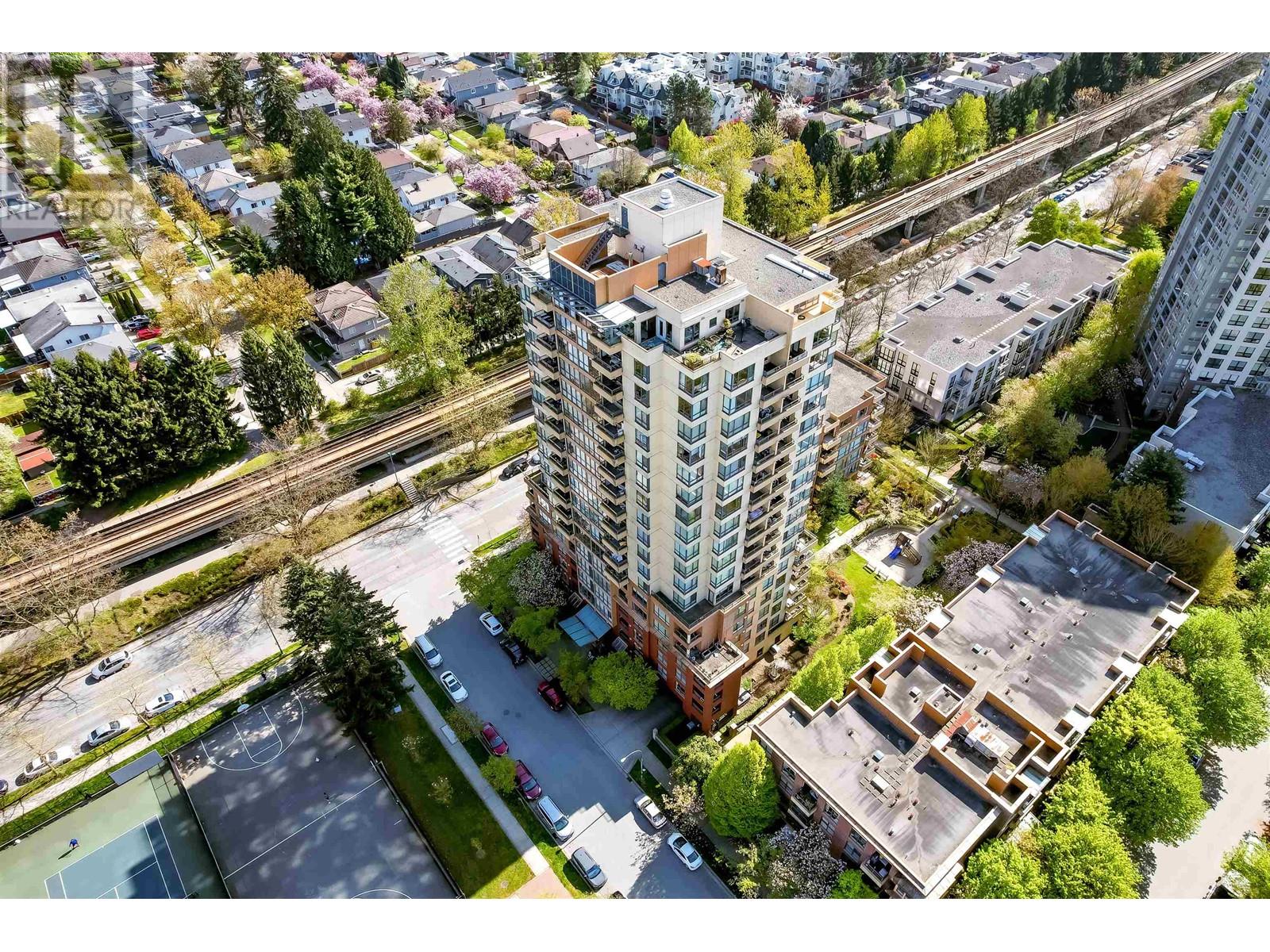 408 5288 MELBOURNE STREET, Vancouver, British Columbia