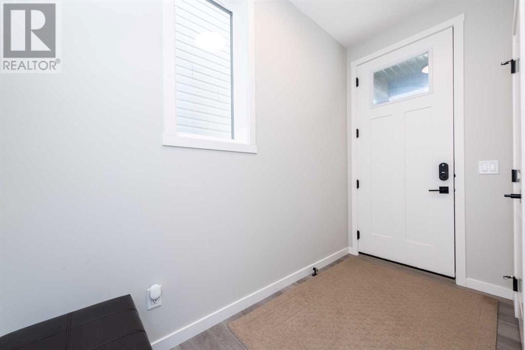 Property at 46 Savoy Landing SE image 2
