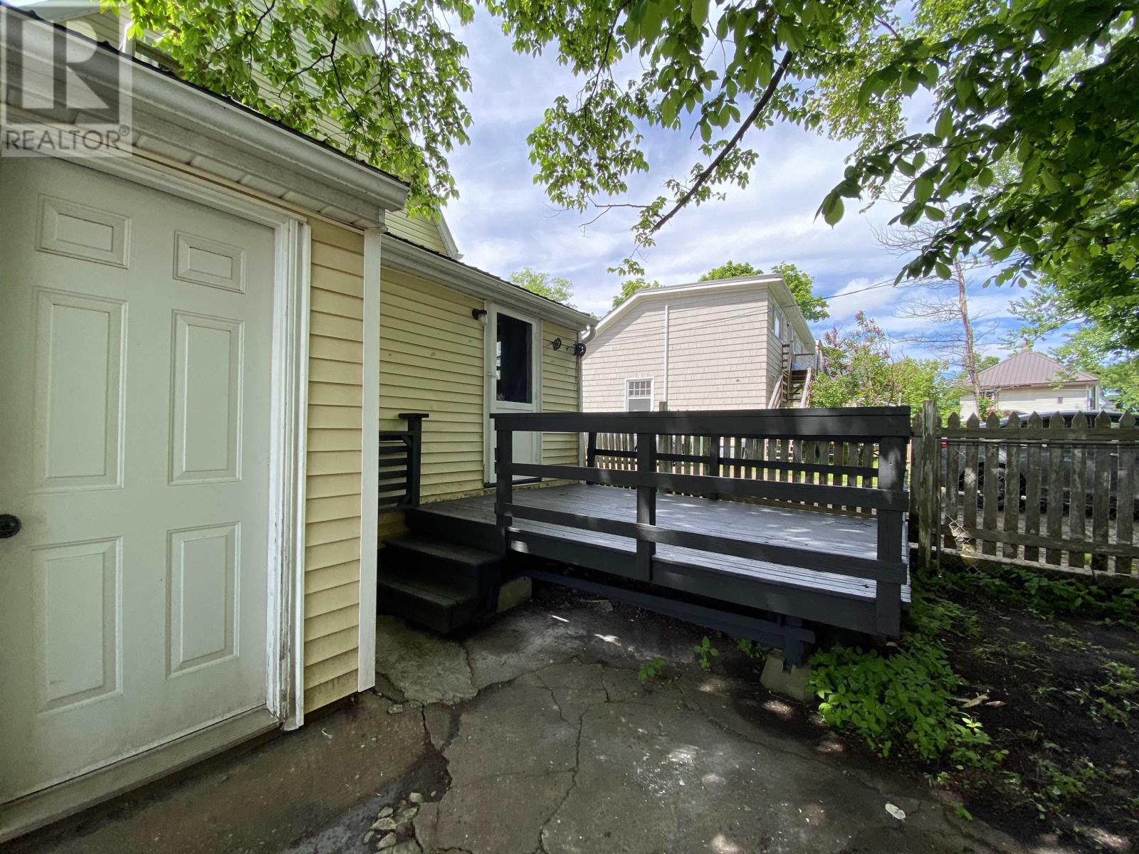 Property at 246 Cumberland Street image 2