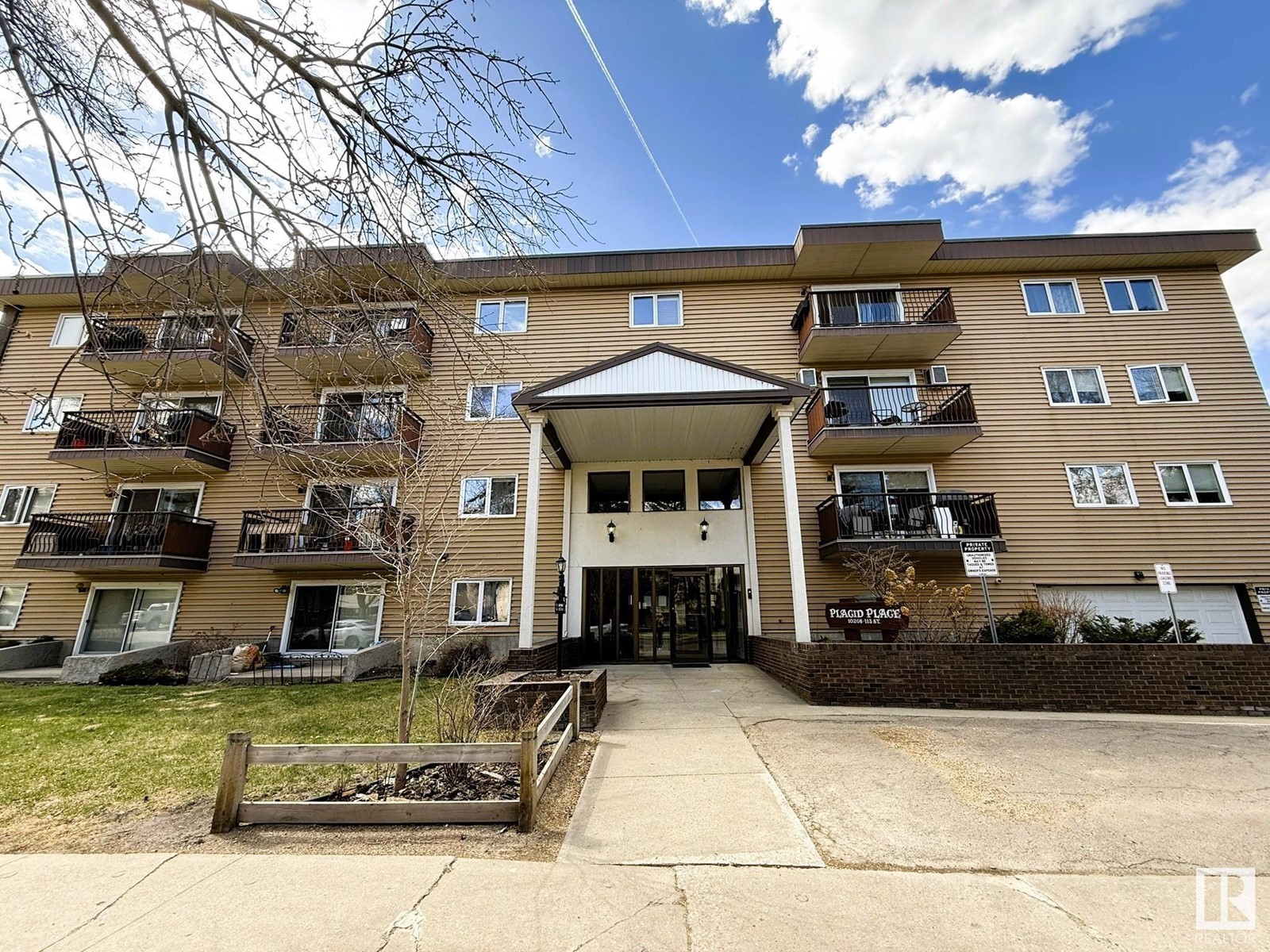 Property at #37 10208 113 ST NW image 1