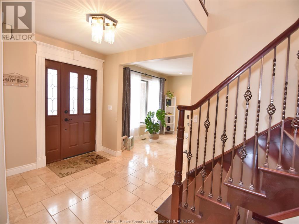Property at 2014 EDGEMORE AVENUE image 4