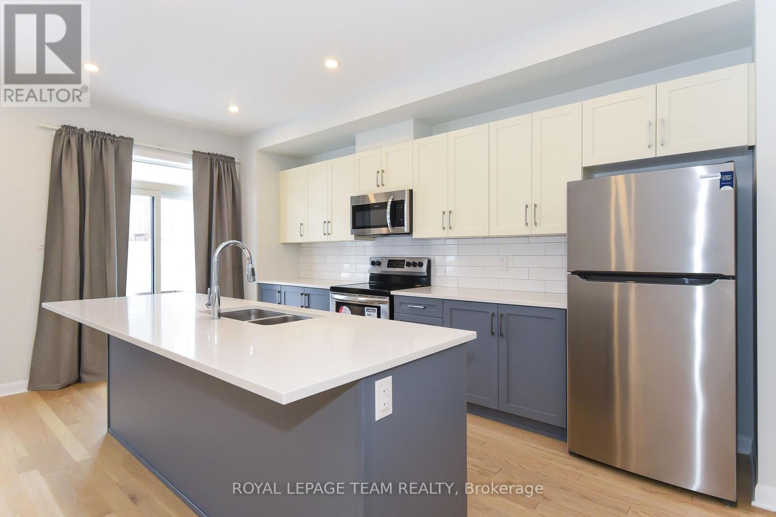522 Branch Street, Ottawa, Ontario  K2J 6P3 - Photo 11 - X12105991