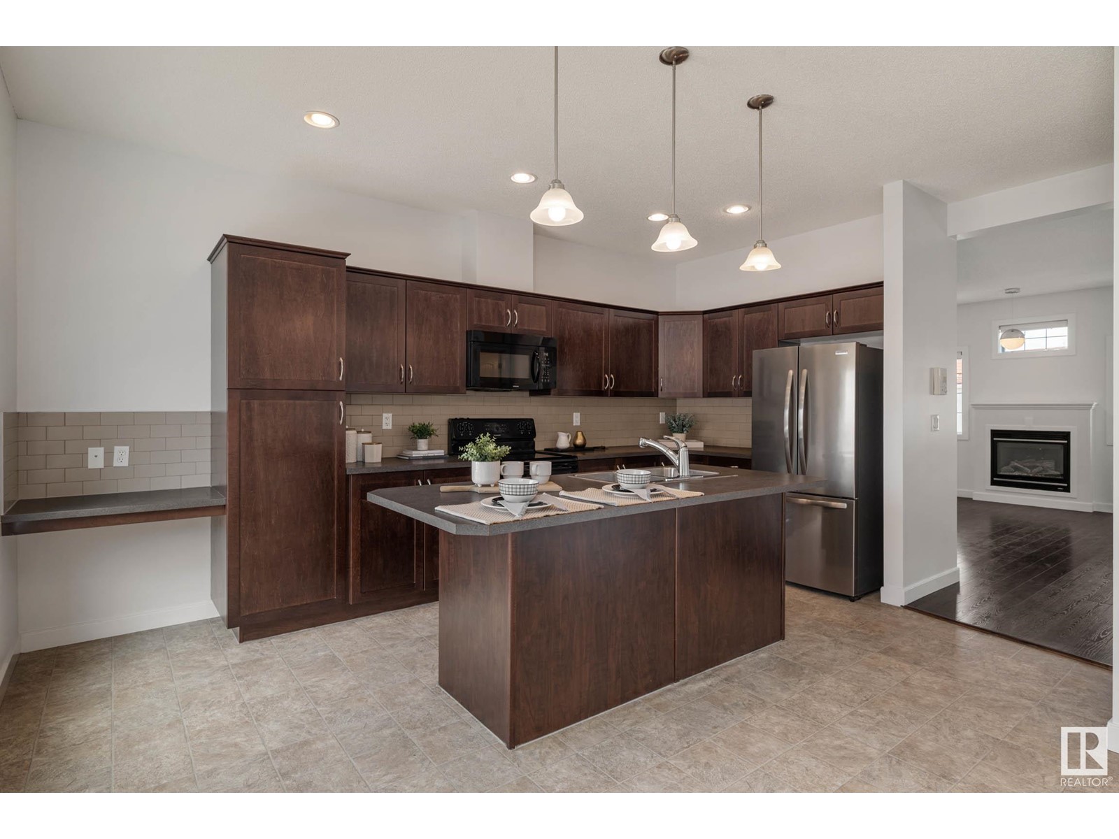 Property at #40 13825 155 AV NW image 1