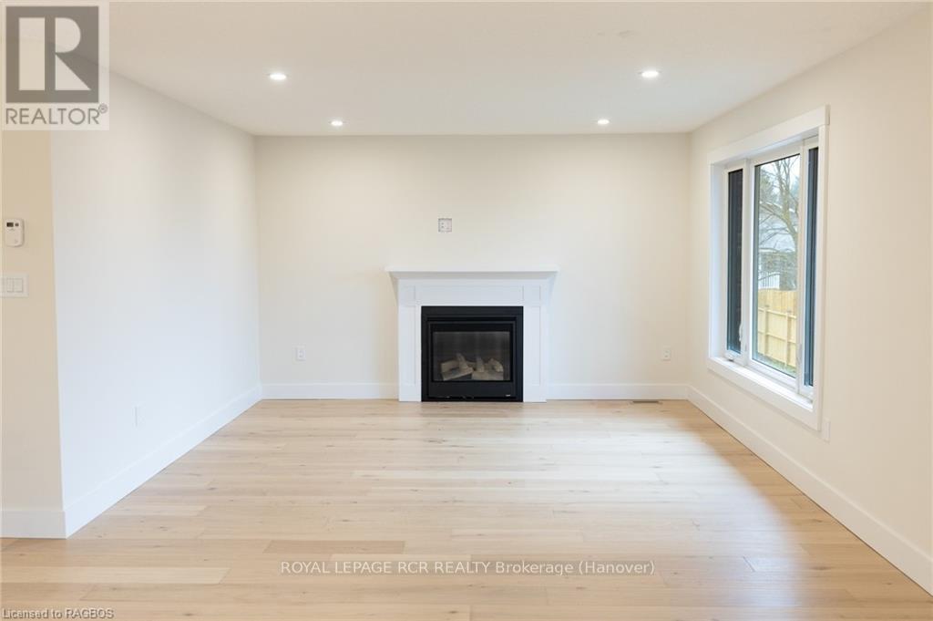 222 16th Avenue Crescent, Hanover, Ontario  N4N 3V3 - Photo 16 - X10847621