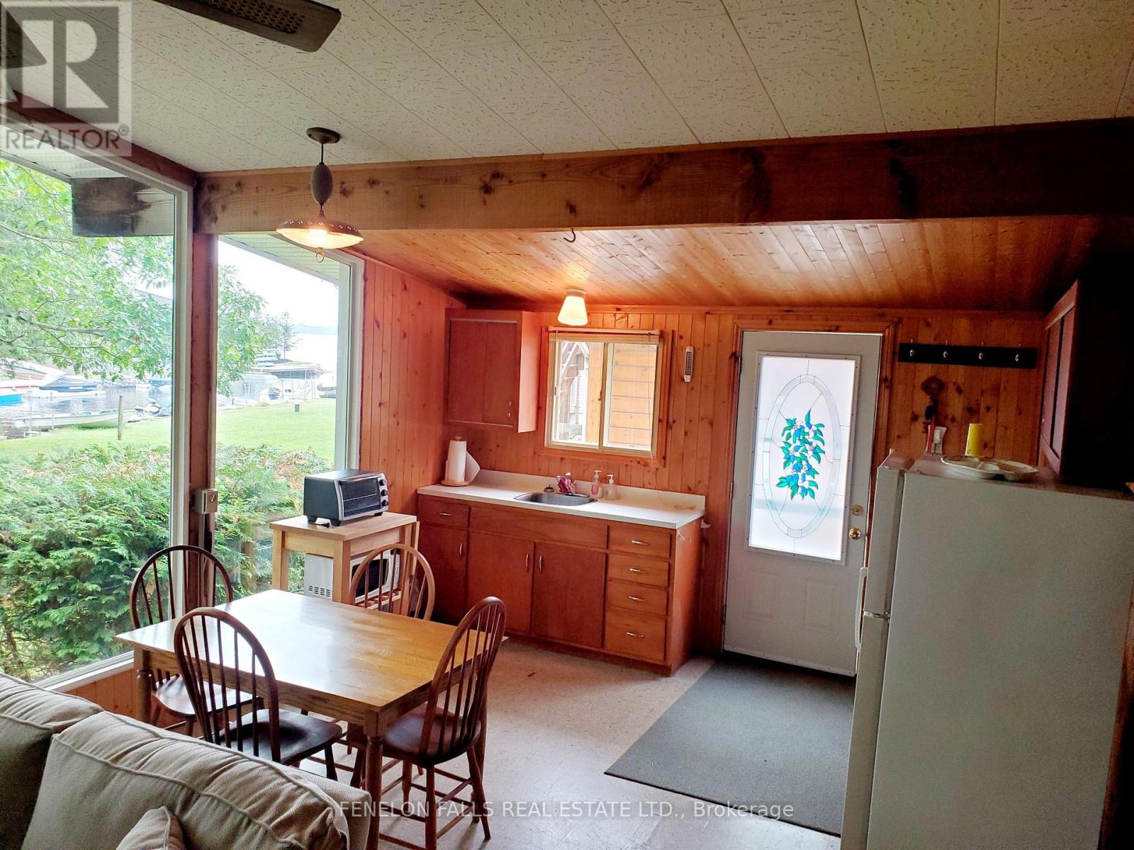 9 Gold Street, Kawartha Lakes, Ontario  K0M 1N0 - Photo 18 - X12103990