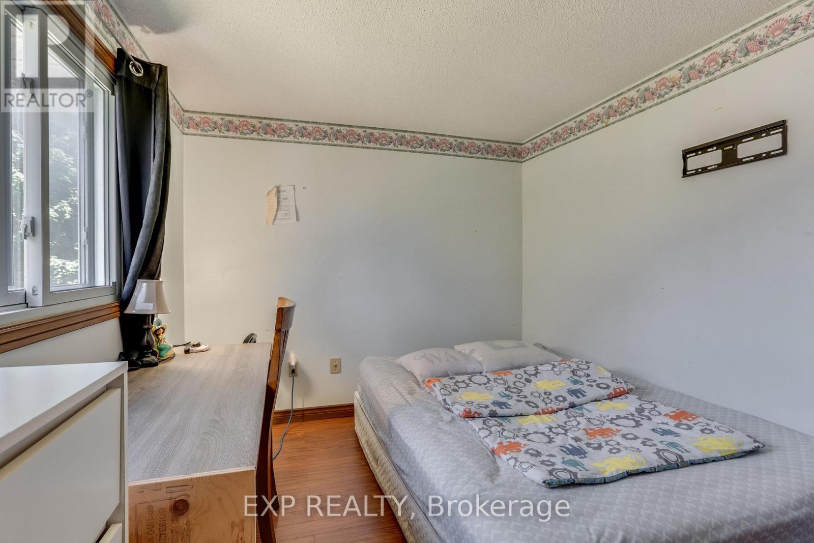 Photo 16 of 28 for 1384 Bentley Drive