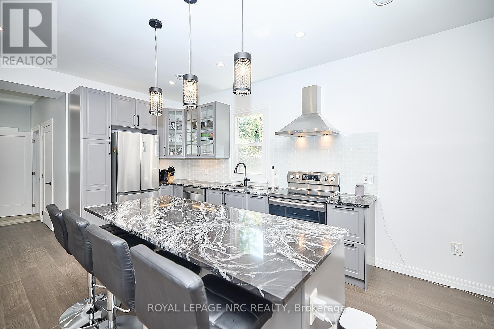 Property at 2 FAIRBURN AVENUE image 1