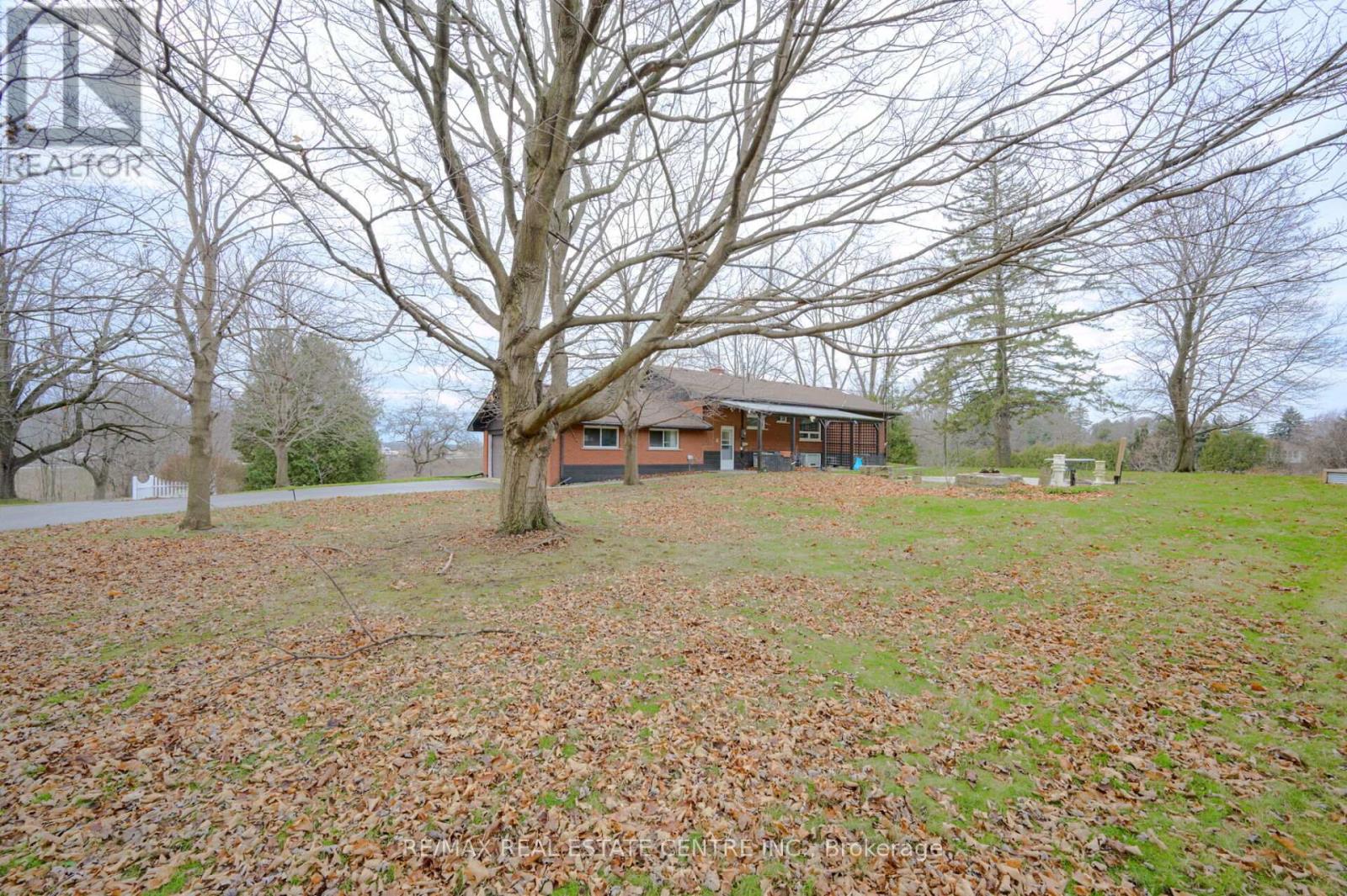 491 Hwy 5 W, Hamilton, Ontario  L9H 5E2 - Photo 21 - X12105602