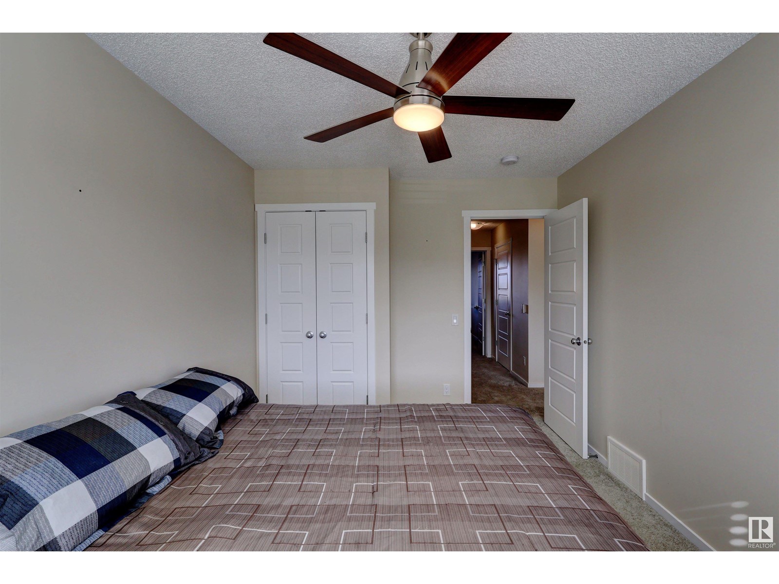 Property at 2546 ORCHARDS WY SW image 1