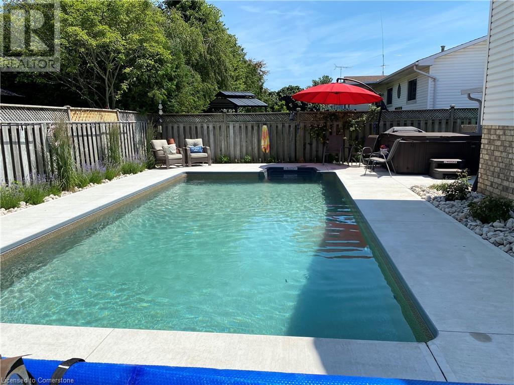 Property at 20 THOMPSON Drive image 5