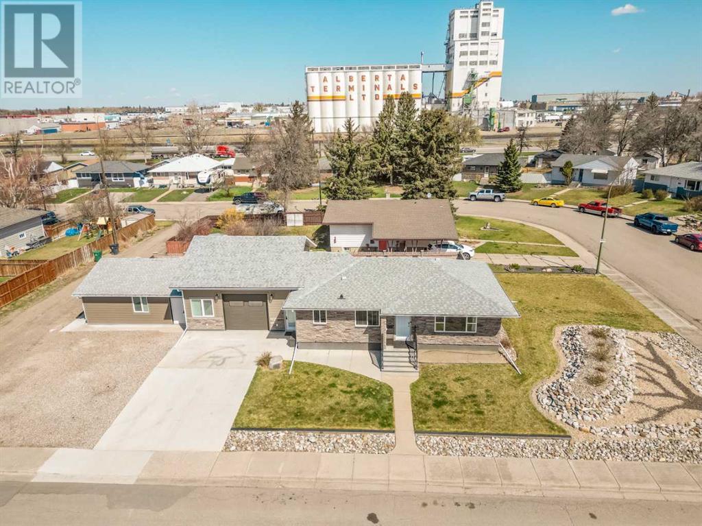 Property at 2615 3 Avenue S image 1