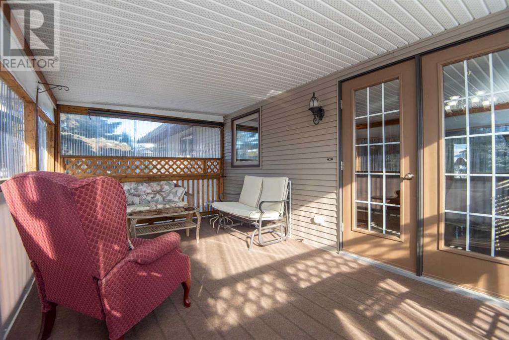 8 Willow Street, Sylvan Lake, Alberta  T4S 1M1 - Photo 38 - A2195924