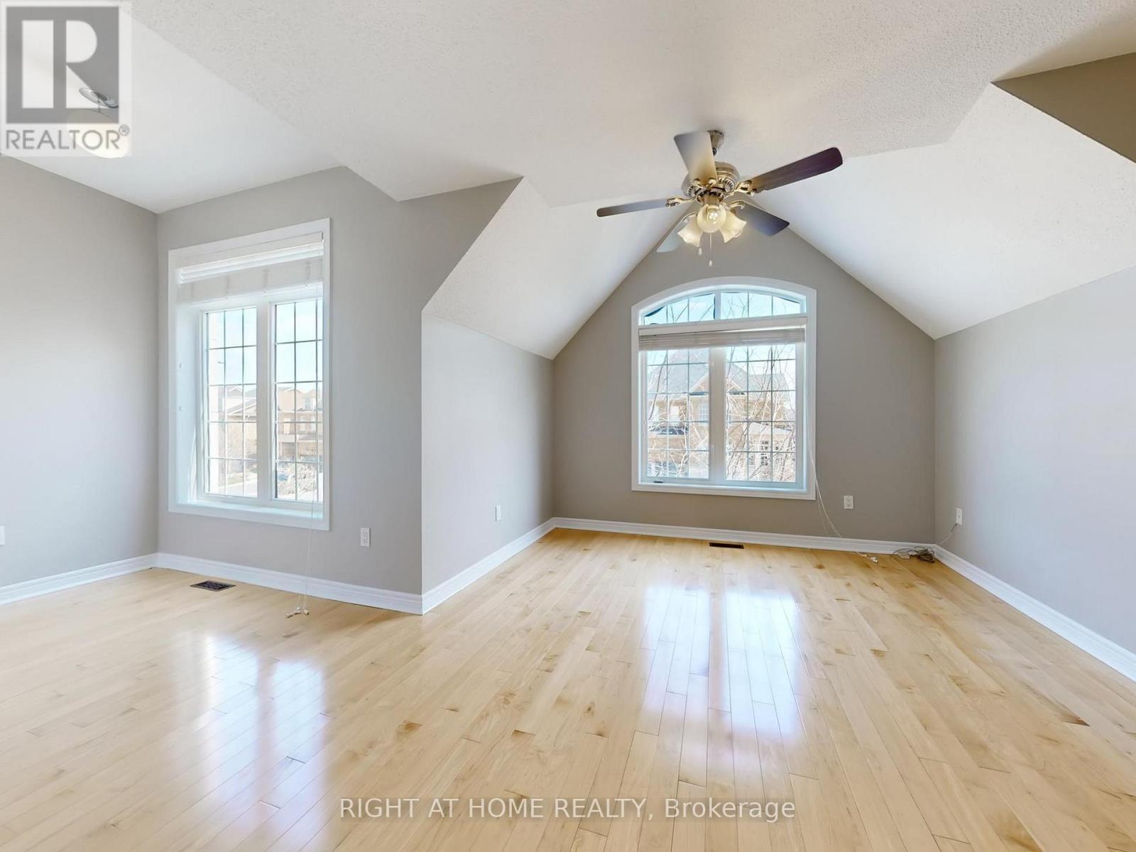 3585 Stonecutter Crescent, Mississauga, Ontario  L5M 7N7 - Photo 35 - W12106025