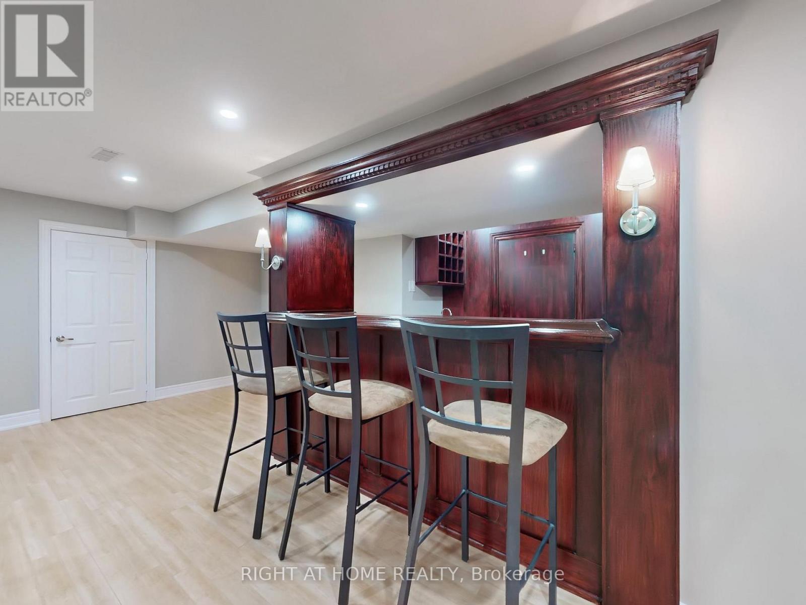 3585 Stonecutter Crescent, Mississauga, Ontario  L5M 7N7 - Photo 38 - W12106025