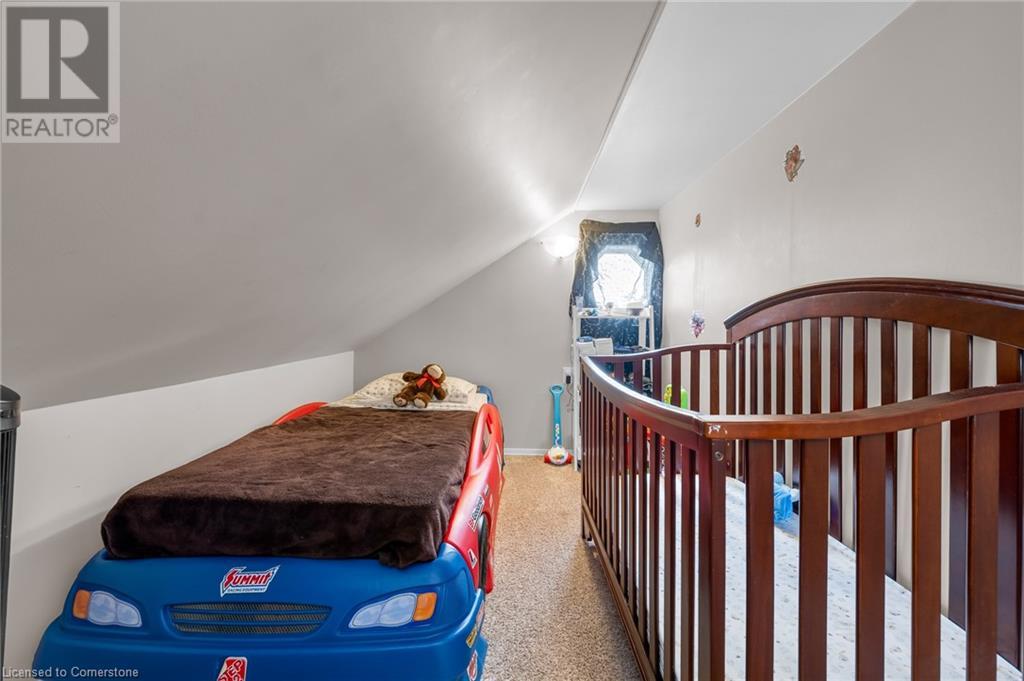 33 Rosedale Avenue, St. Catharines, Ontario  L2P 1Y6 - Photo 18 - 40710197