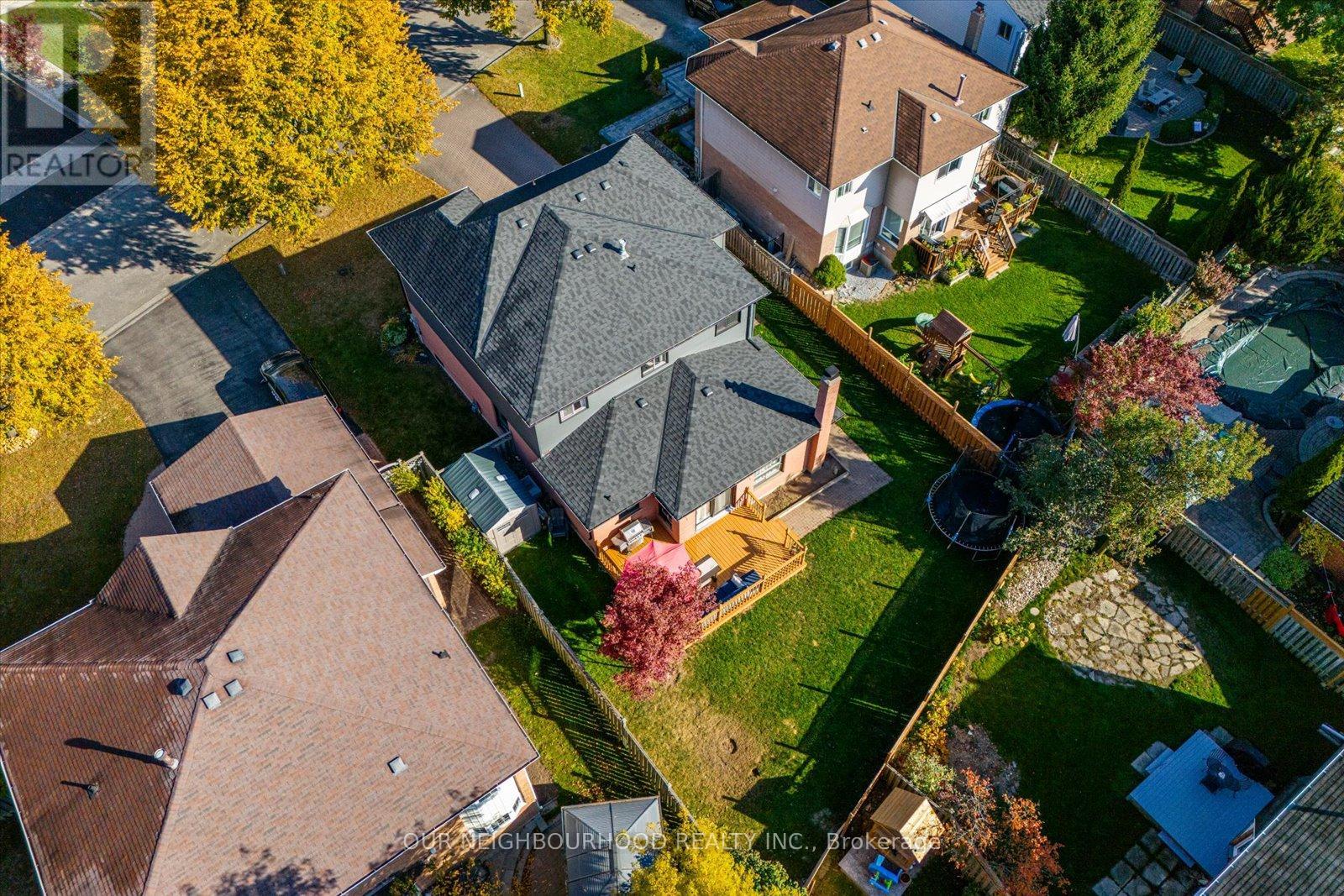 890 Royal Orchard Drive, Oshawa, Ontario  L1K 2A1 - Photo 4 - E12104183