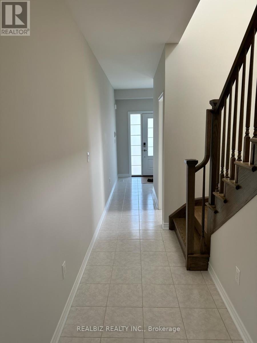 Property at 210 SUNFLOWER PLACE image 5
