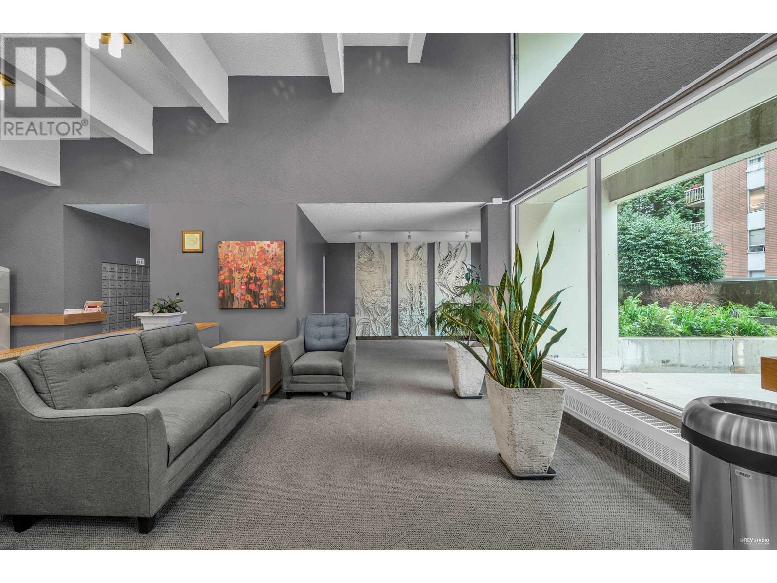 1502 2016 FULLERTON AVENUE, north vancouver, British Columbia