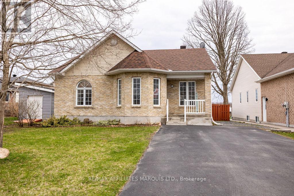 Property at 1 WALNER AVENUE image 2