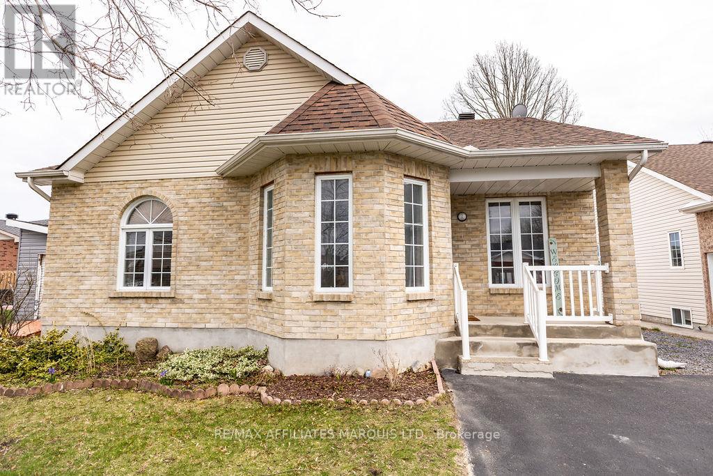Property at 1 WALNER AVENUE image 4