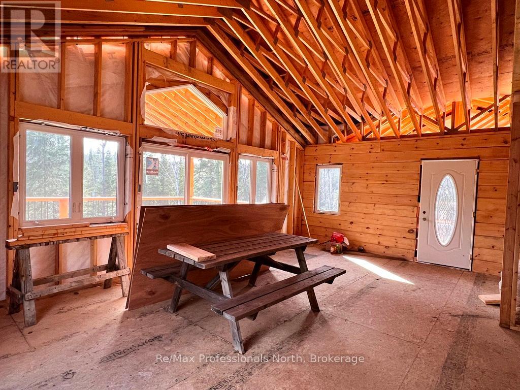 6587 Elephant Lake Road, Dysart Et Al (Harcourt), Ontario  K0L 1X0 - Photo 3 - X12106084