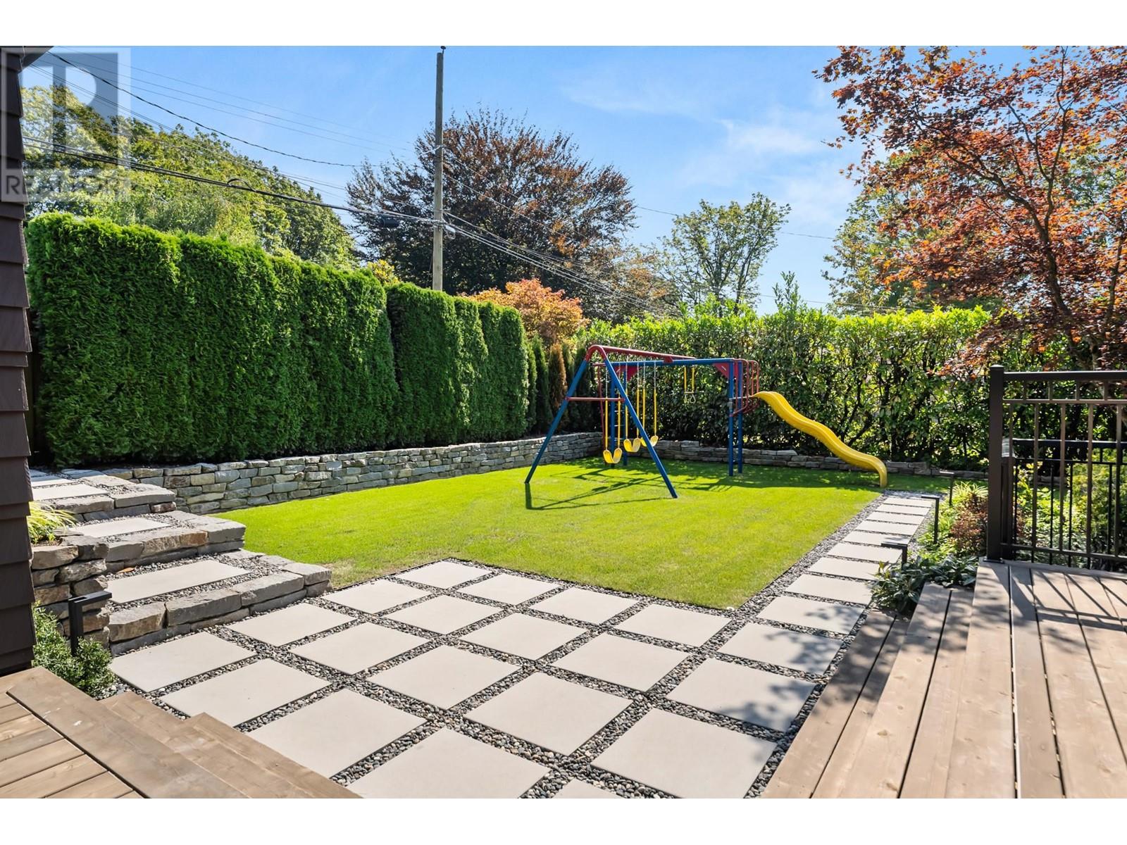 Listing Picture 8 of 40 : 6262 ANGUS DRIVE, Vancouver / 溫哥華 - 魯藝地產 Yvonne Lu Group - MLS Medallion Club Member