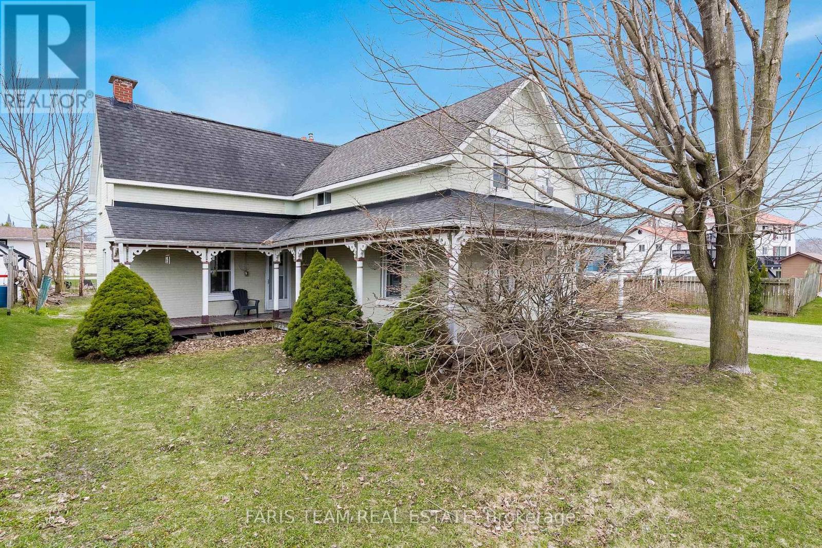 Property at 10 WOLFE STREET image 1