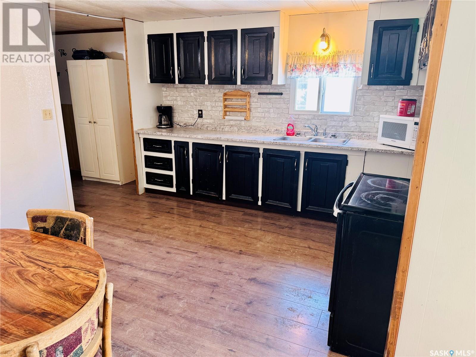 214 Oak Street, Wolseley, Saskatchewan  S0G 5H0 - Photo 5 - SK003624