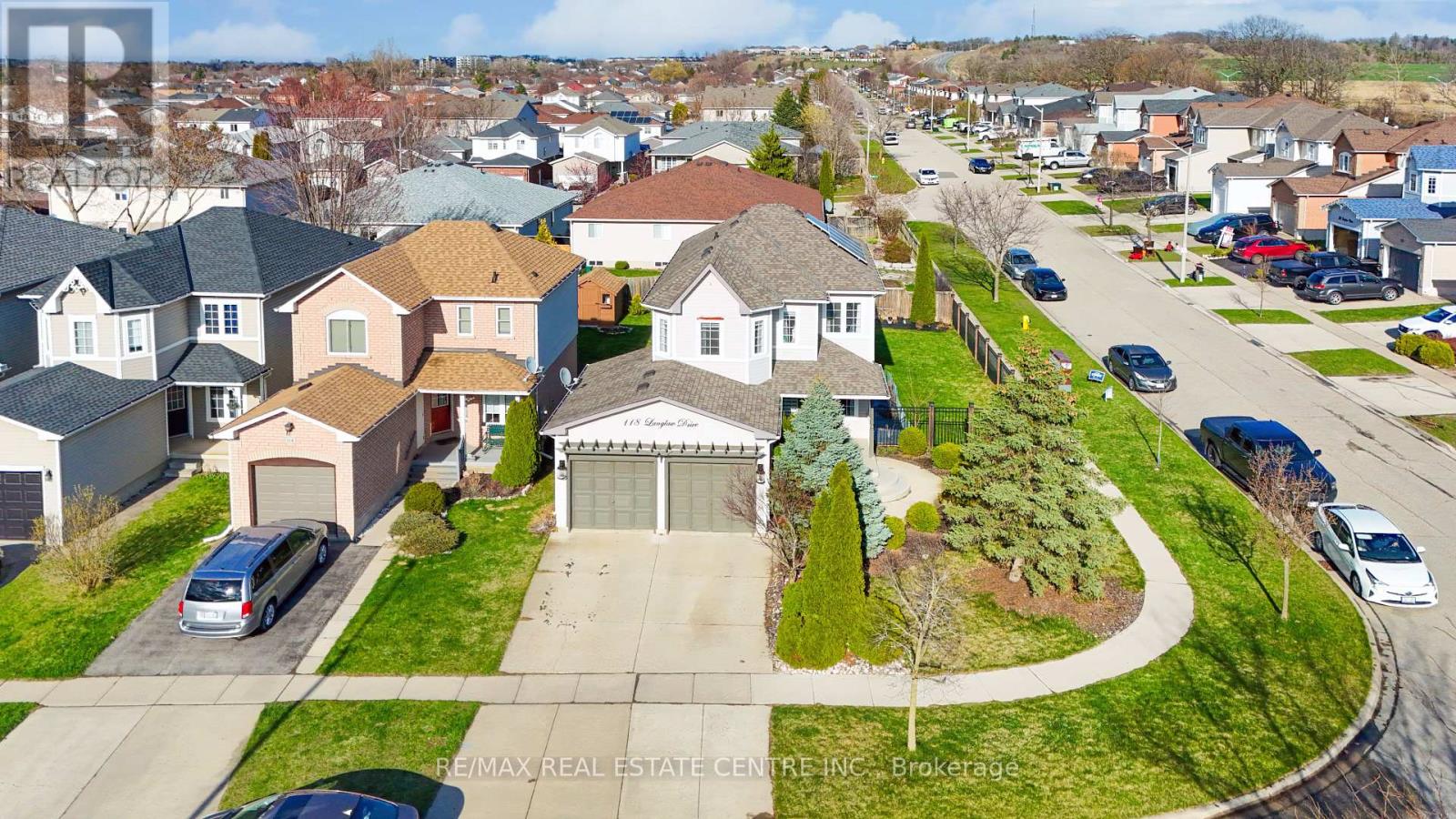 Property at 118 LANGLAW DRIVE image 3