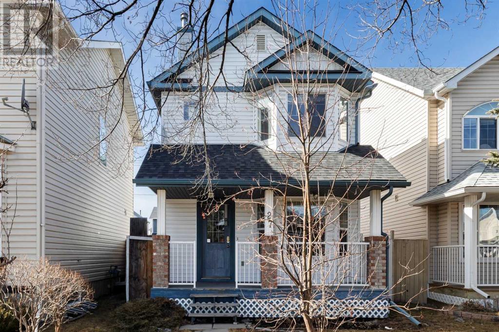 Property at 27 Tarington Road NE image 3