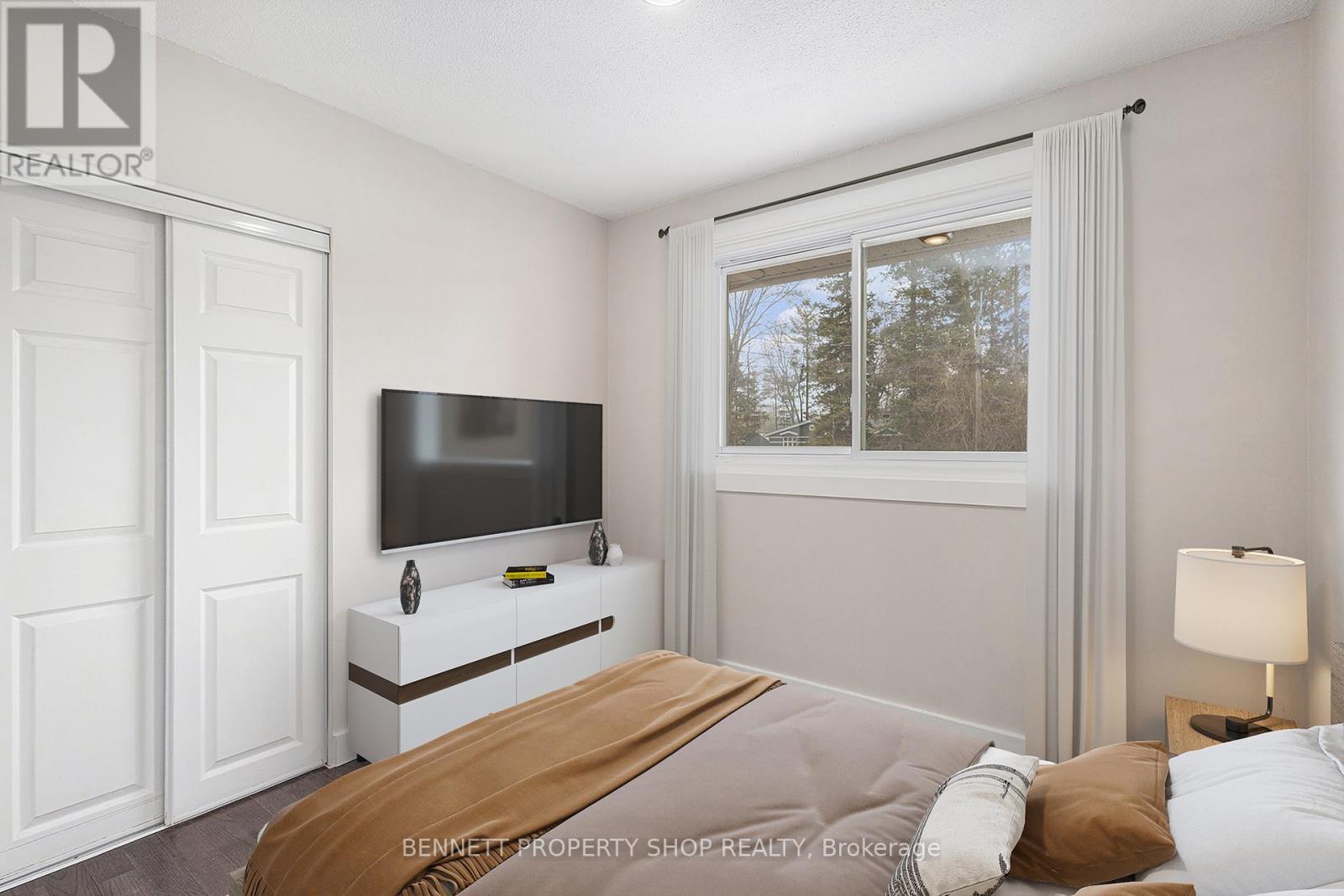 6723 Cedar Acres Drive, Ottawa, Ontario  K4P 1G4 - Photo 12 - X12104868