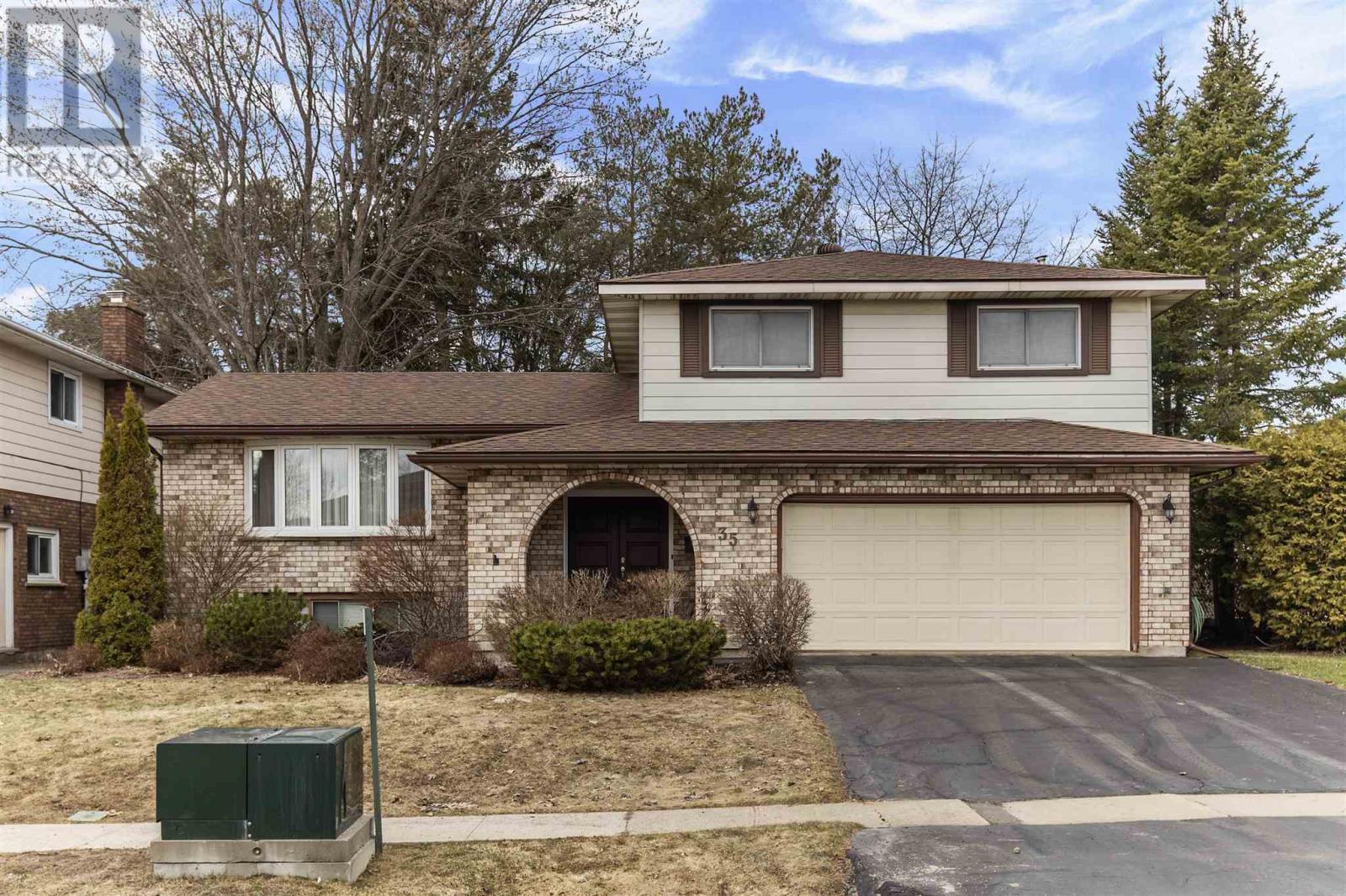 35 Charlotte DR, Sault Ste. Marie, Ontario