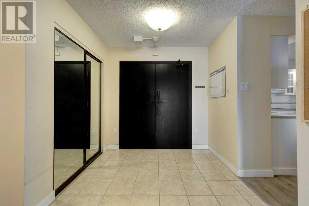 Property at 2201, 1100 8 Avenue SW image 2