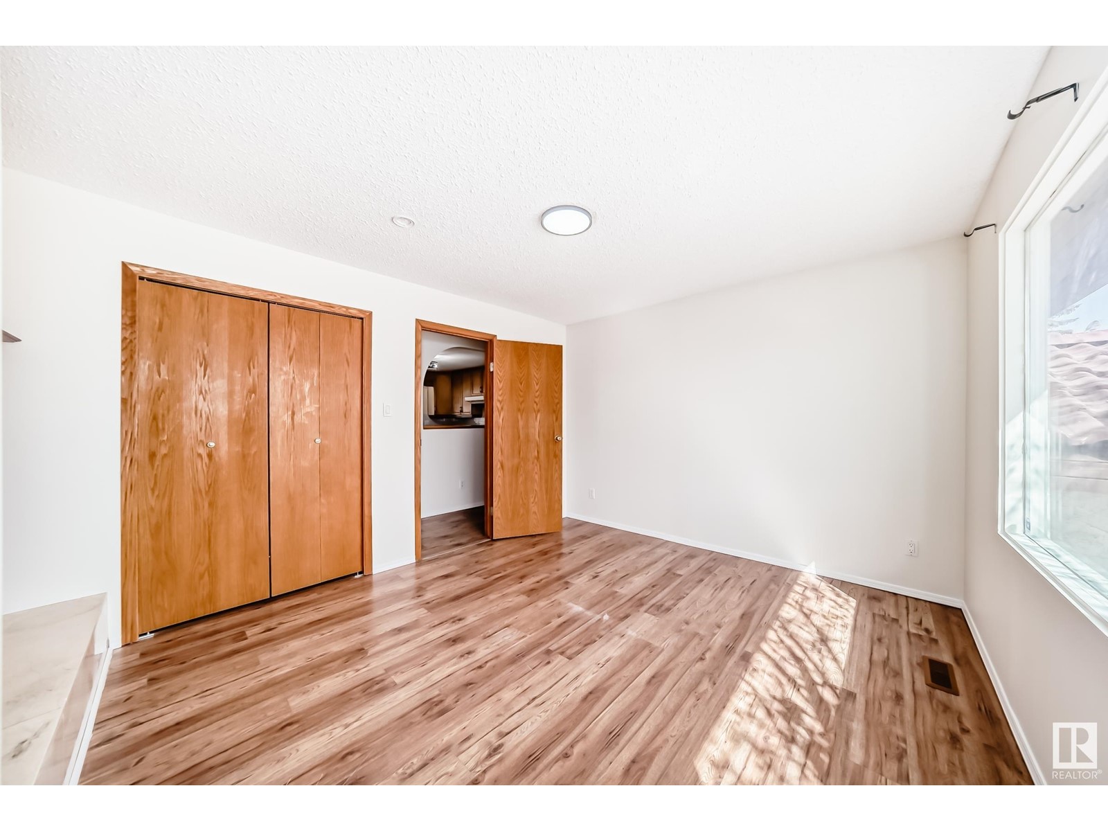 Property at 10304 166 AV NW image 1