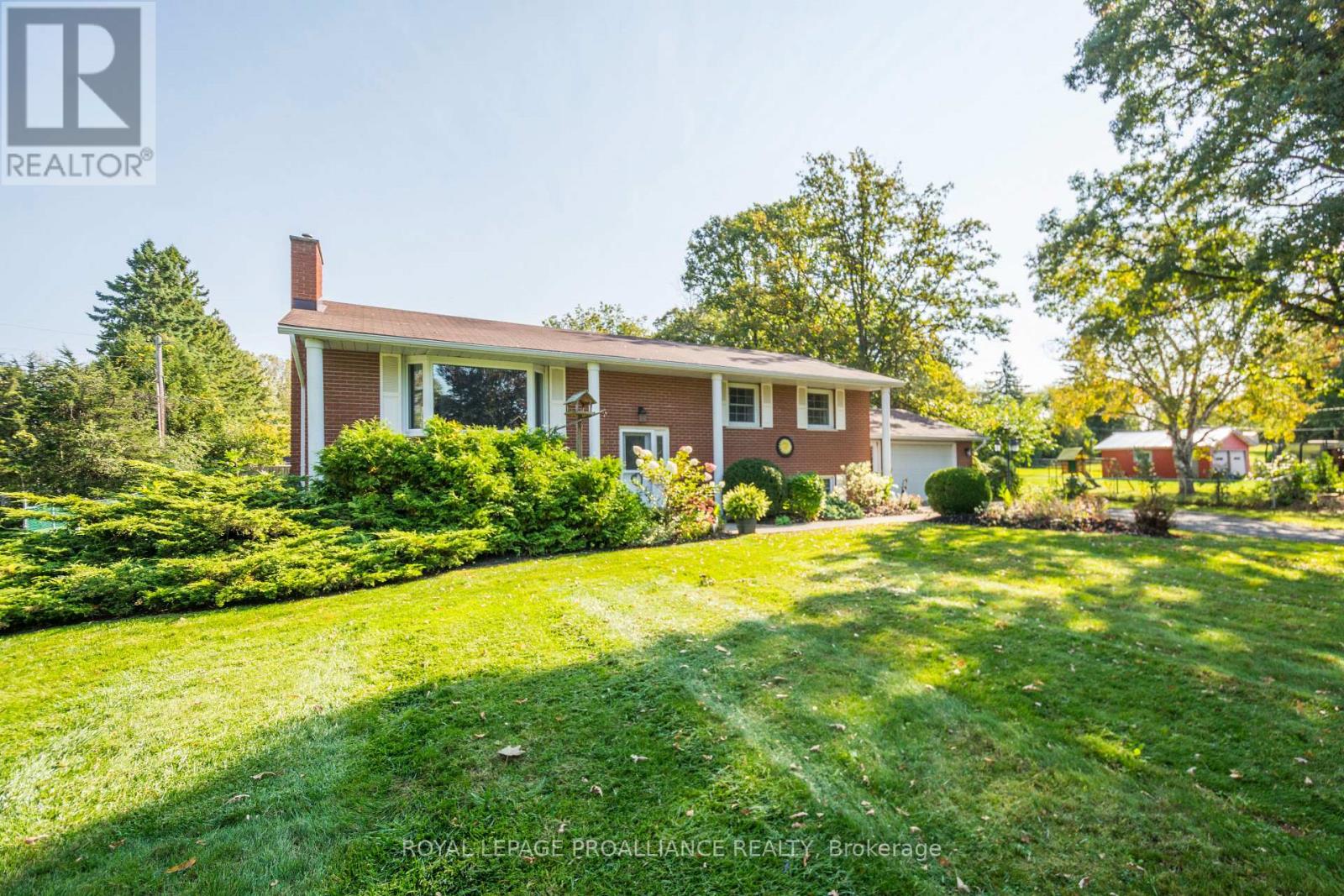 Property at 63 FAIRLAWN ROAD image 3