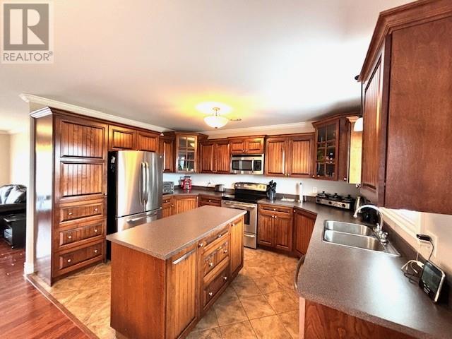 Property at 23 Syenite Road image 5