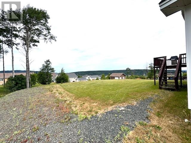 Property at 23 Syenite Road image 4