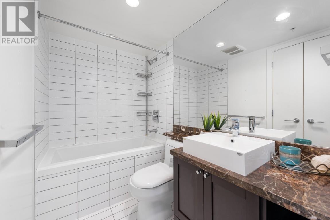 Listing Picture 12 of 27 : 2008 4815 ELDORADO MEWS, Vancouver / 溫哥華 - 魯藝地產 Yvonne Lu Group - MLS Medallion Club Member