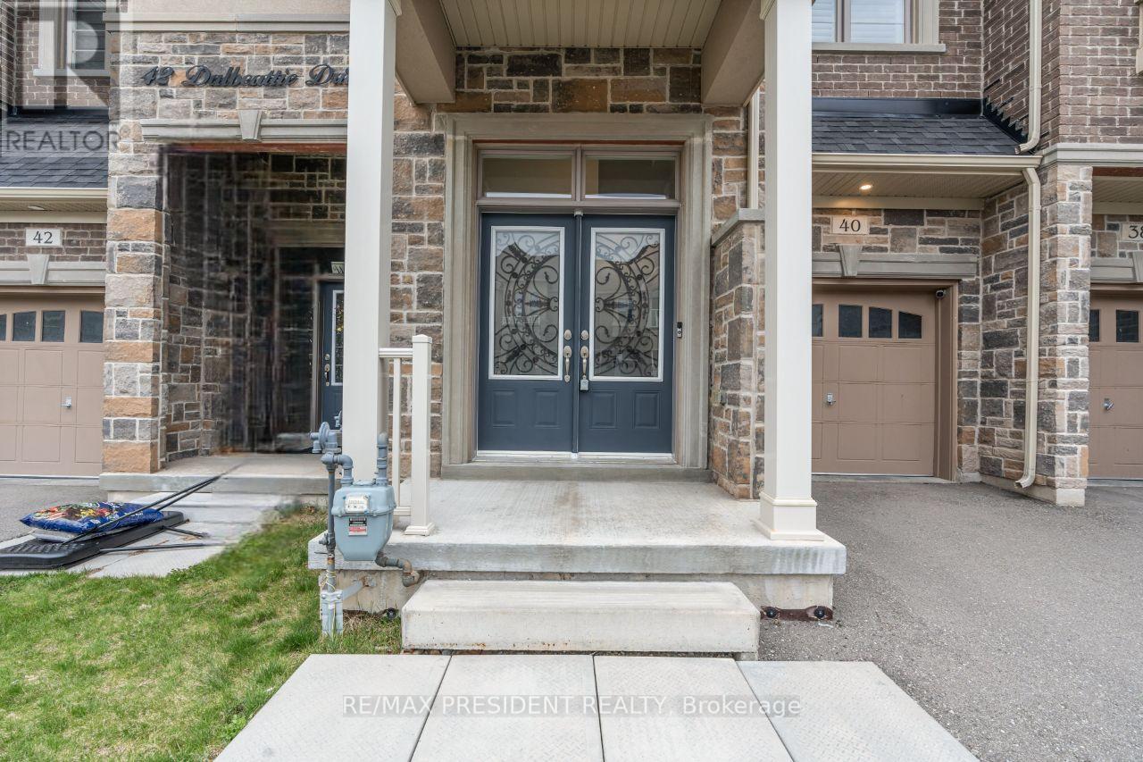 Property at 40 DALBEATTIE DRIVE image 5