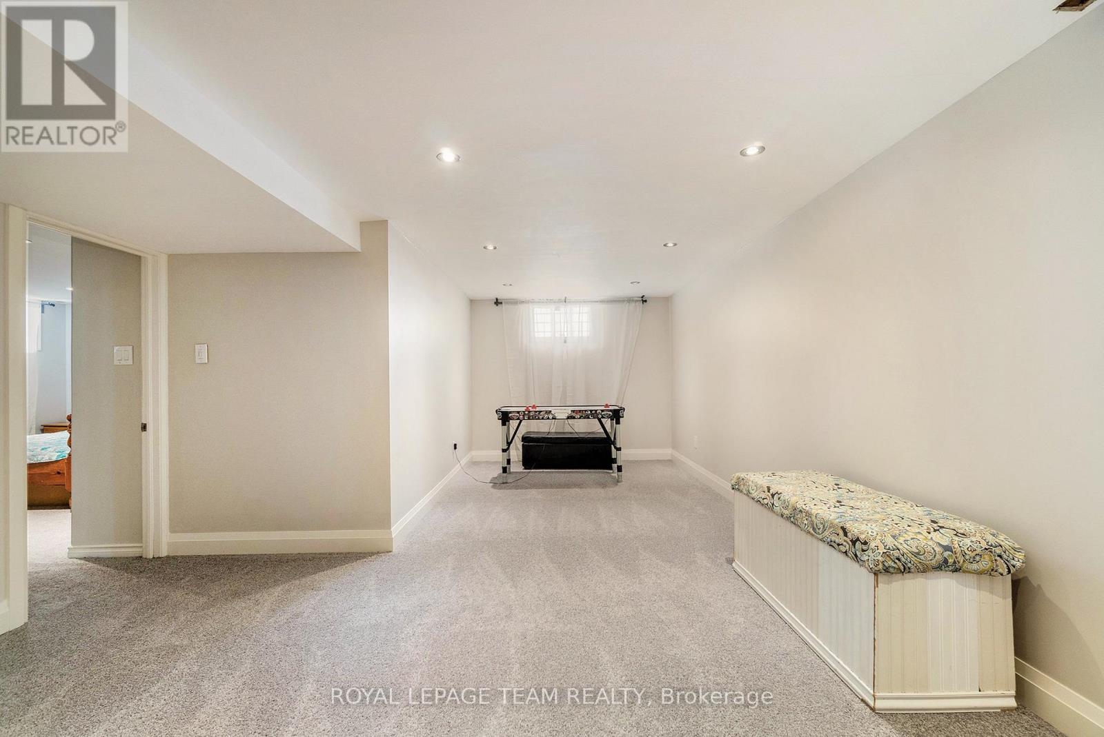 39 Cramer Drive, Ottawa, Ontario  K2H 5X6 - Photo 20 - X12073921