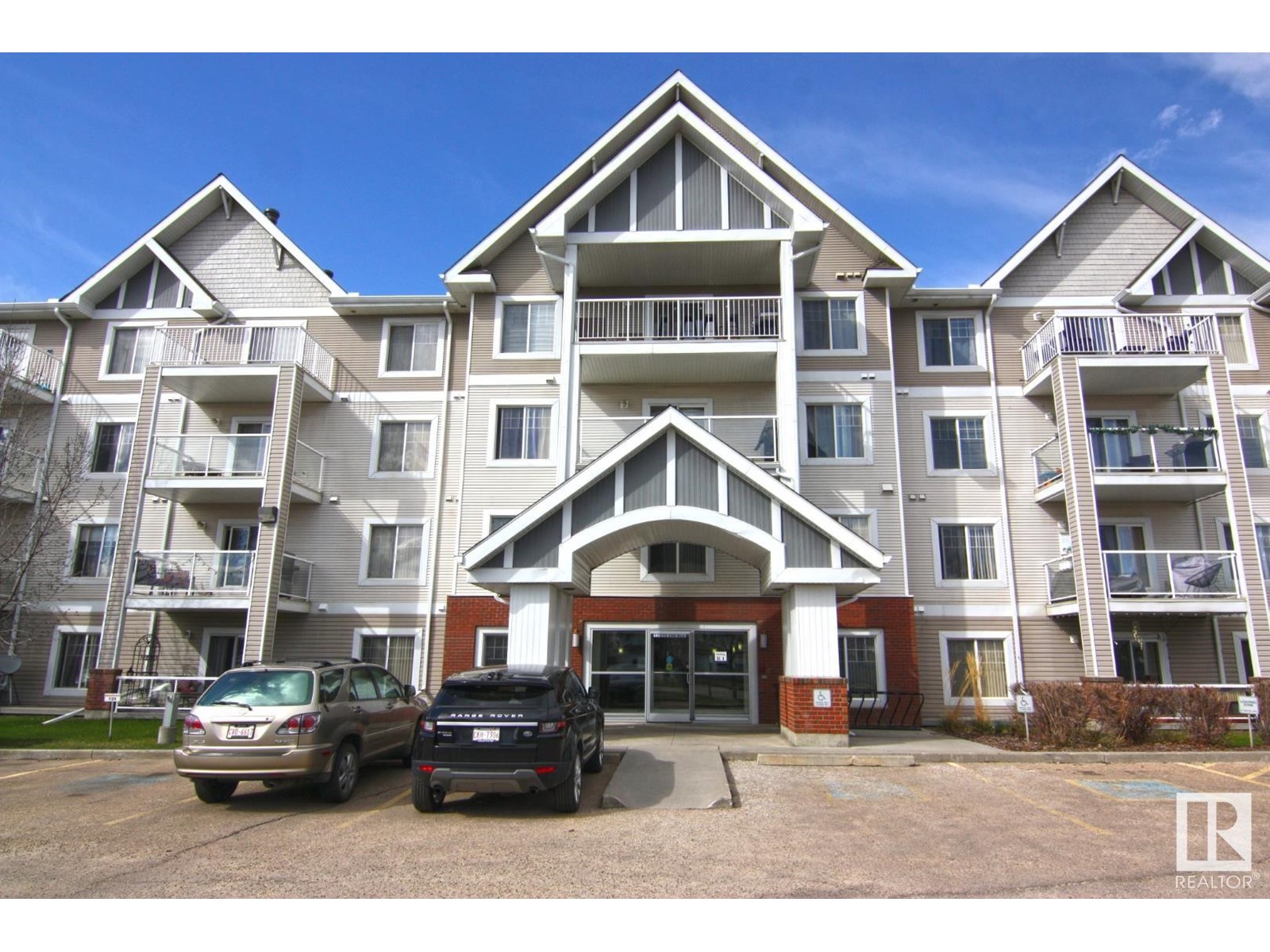 Property at #218 13830 150 AV NW image 1