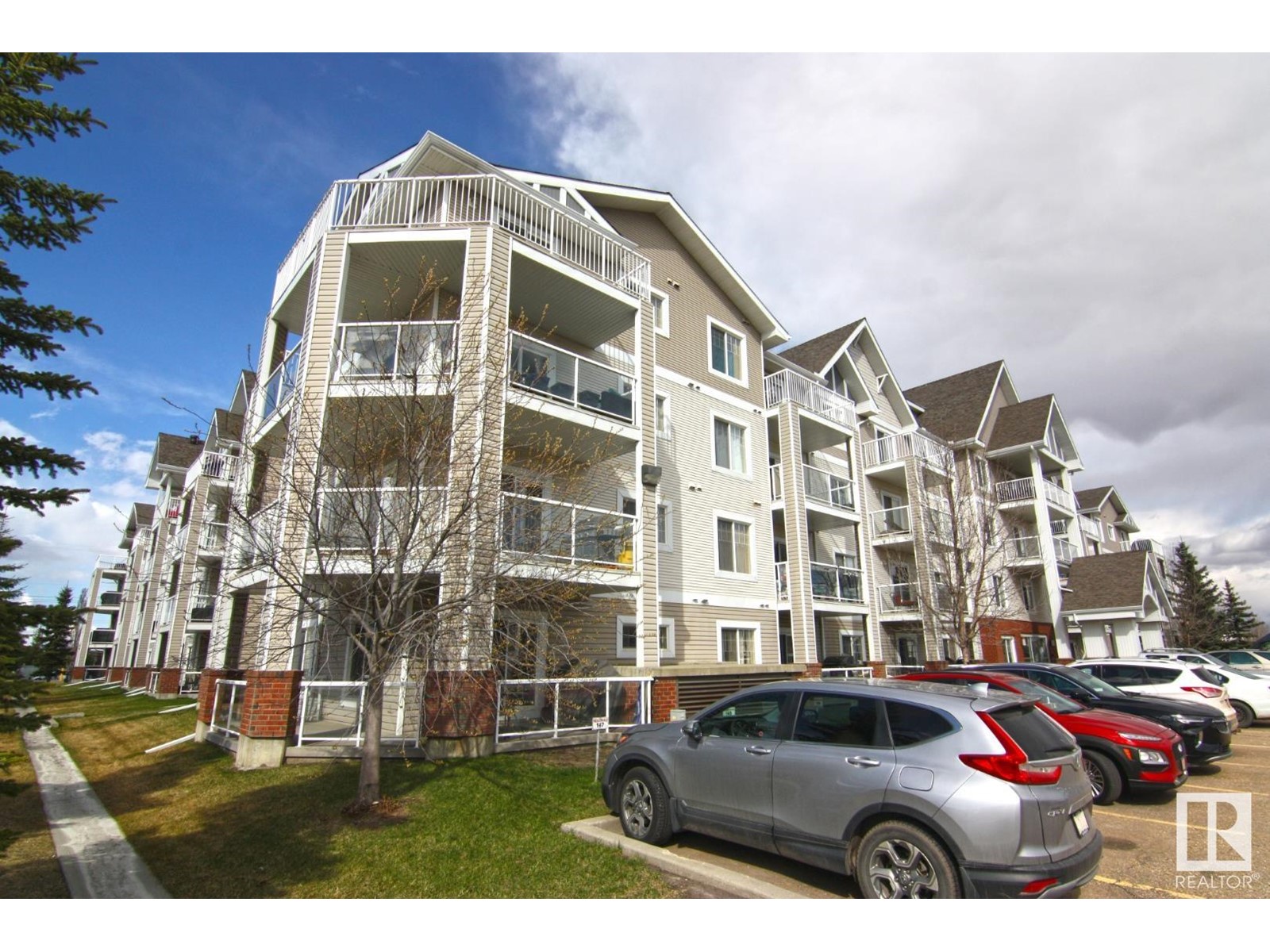 Property at #218 13830 150 AV NW image 2