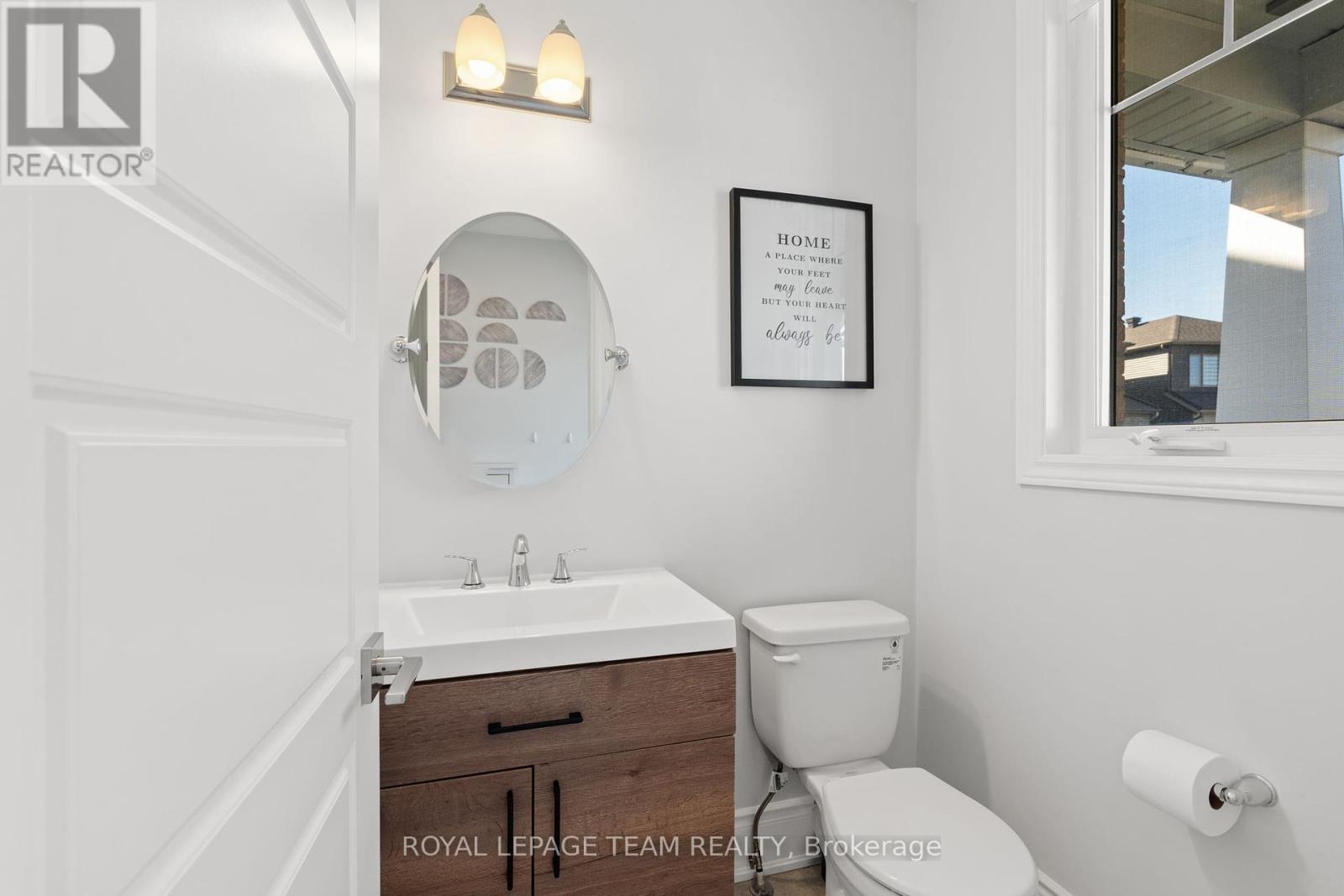 Property at 673 RYE GRASS WAY image 4