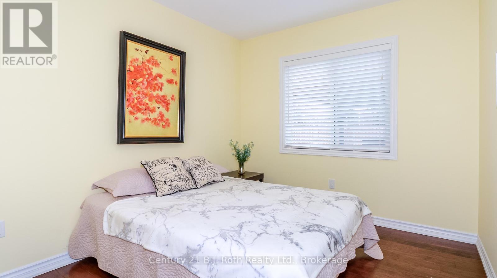 3031 Second Street, Severn (West Shore), Ontario  L3V 7A8 - Photo 12 - S12097628