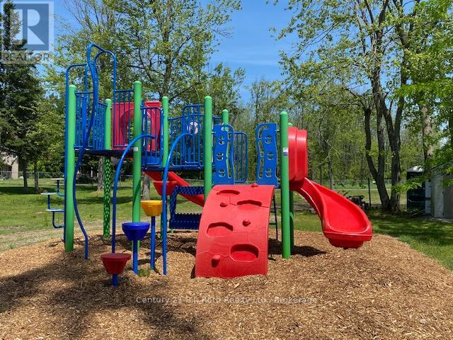 3031 Second Street, Severn (West Shore), Ontario  L3V 7A8 - Photo 22 - S12097628