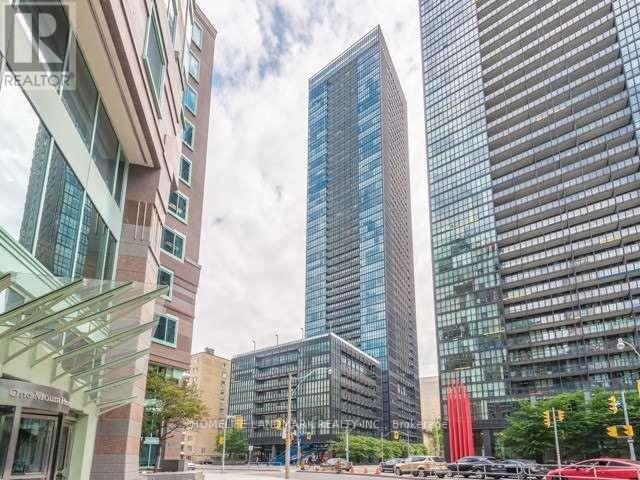 1009 - 101 Charles Street E, Toronto, Ontario  M4Y 1V2 - Photo 2 - C12106260