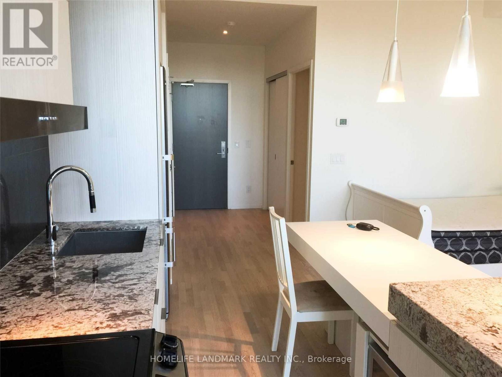 1009 - 101 Charles Street E, Toronto, Ontario  M4Y 1V2 - Photo 4 - C12106260