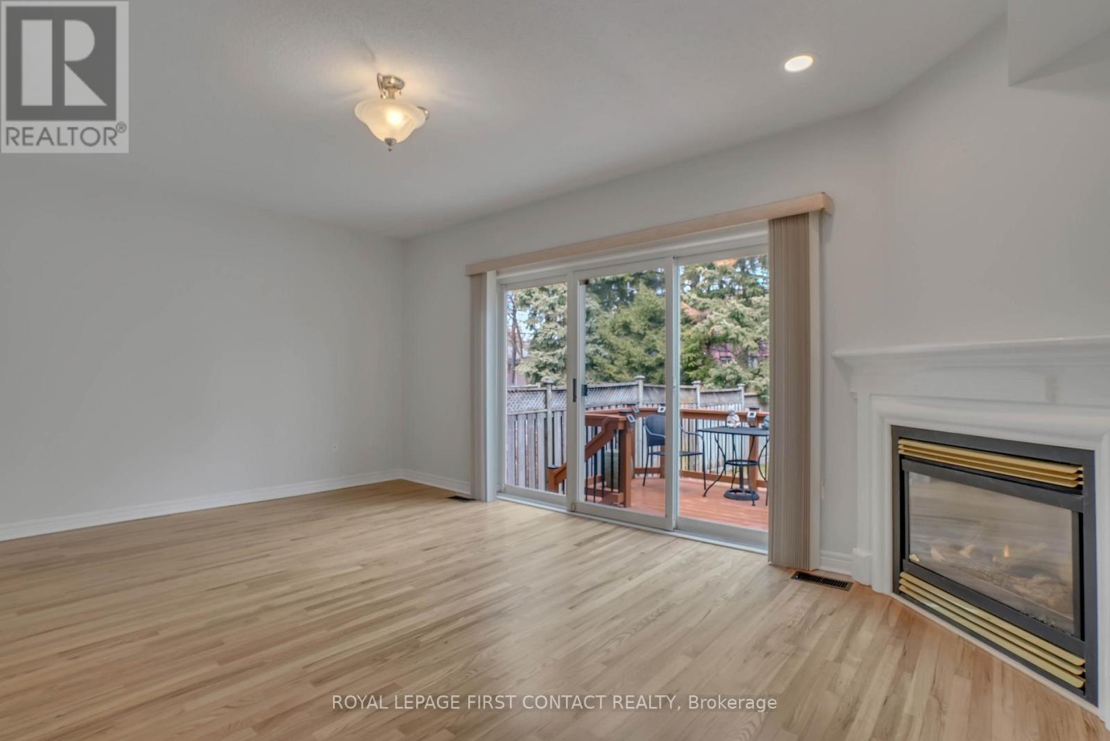 101a Benson Avenue, Richmond Hill, Ontario  L4C 4E5 - Photo 11 - N12105972