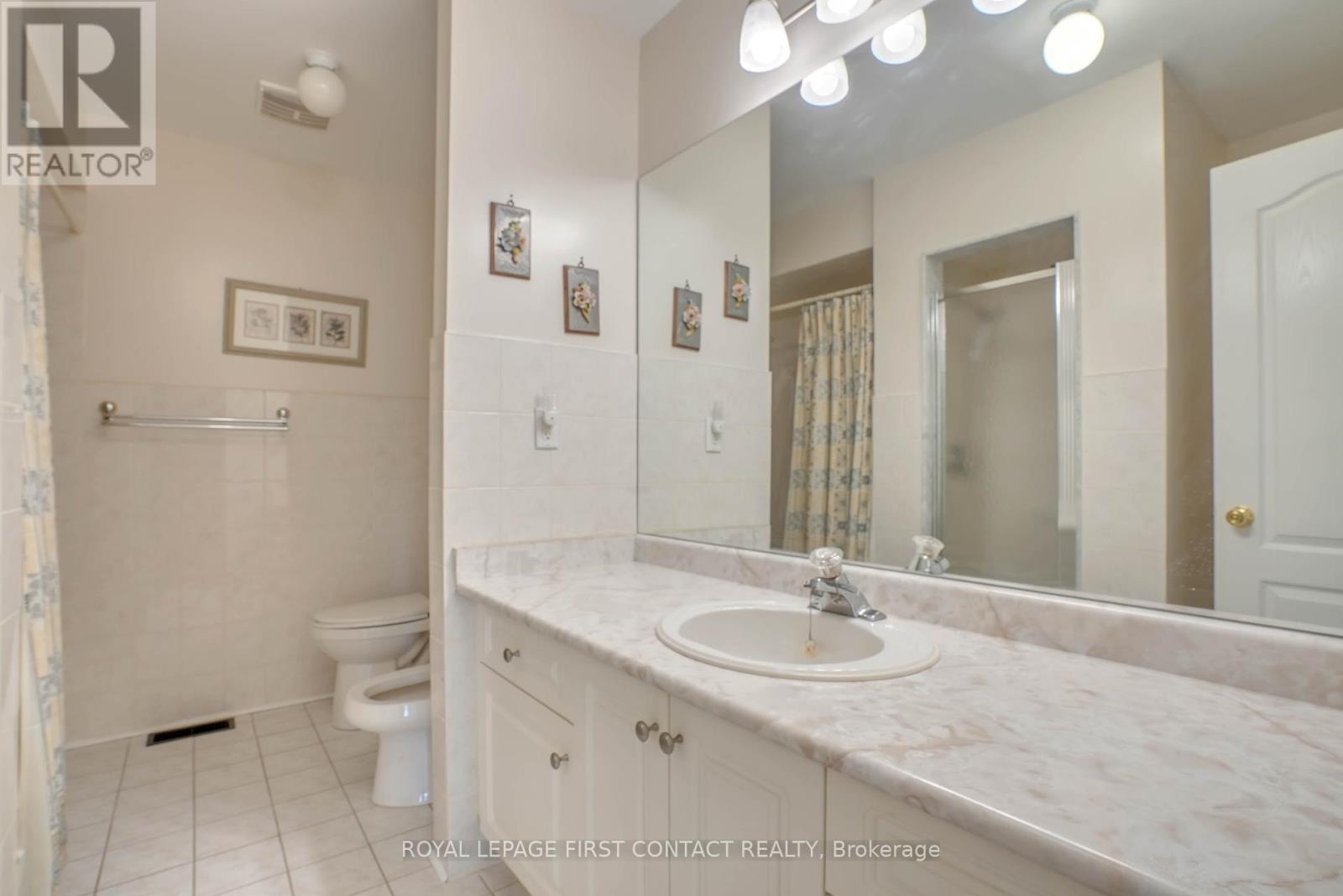 101a Benson Avenue, Richmond Hill, Ontario  L4C 4E5 - Photo 19 - N12105972