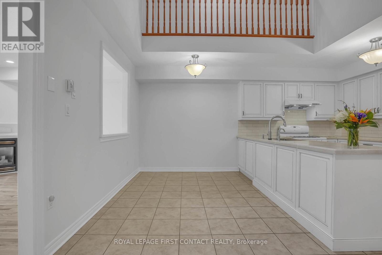 101a Benson Avenue, Richmond Hill, Ontario  L4C 4E5 - Photo 6 - N12105972